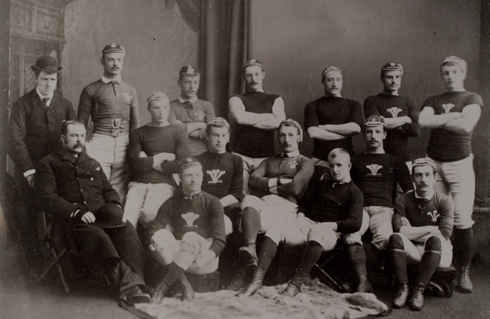 The retro rugby jersey is back | Six Nations Rugby - Guinness Men's Six ...