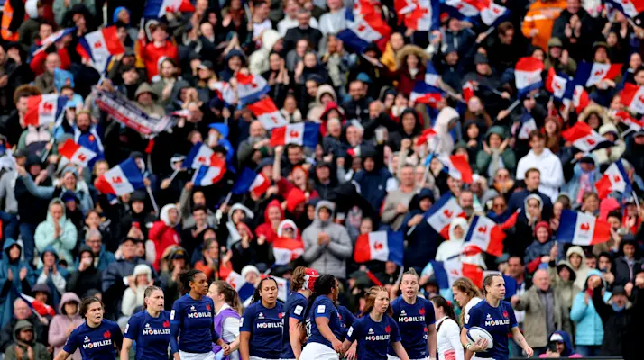 France with crowd image