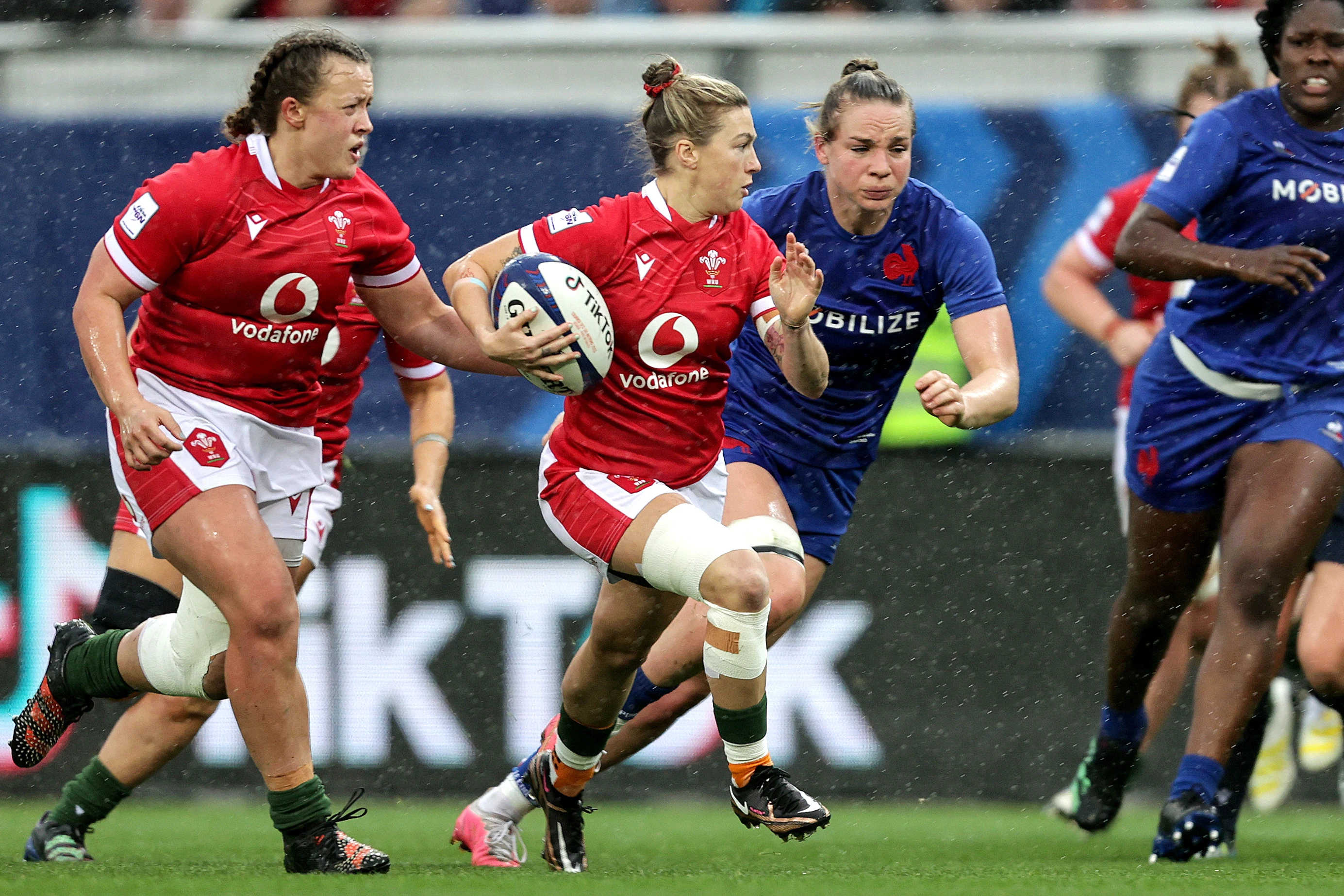 Keira Bevan v France