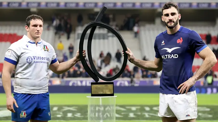 The captains share the Giuseppe Garibaldi Trophy in Lille