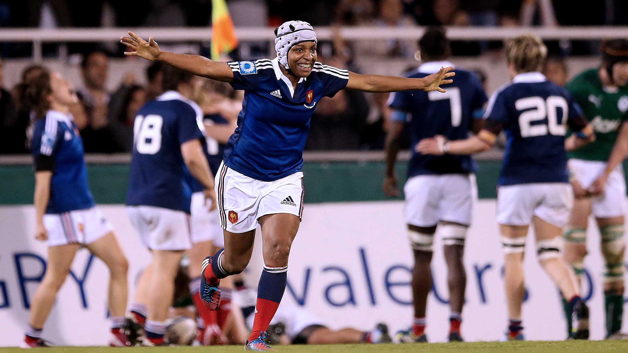 SandrineAgricoleCelebratesSB2000