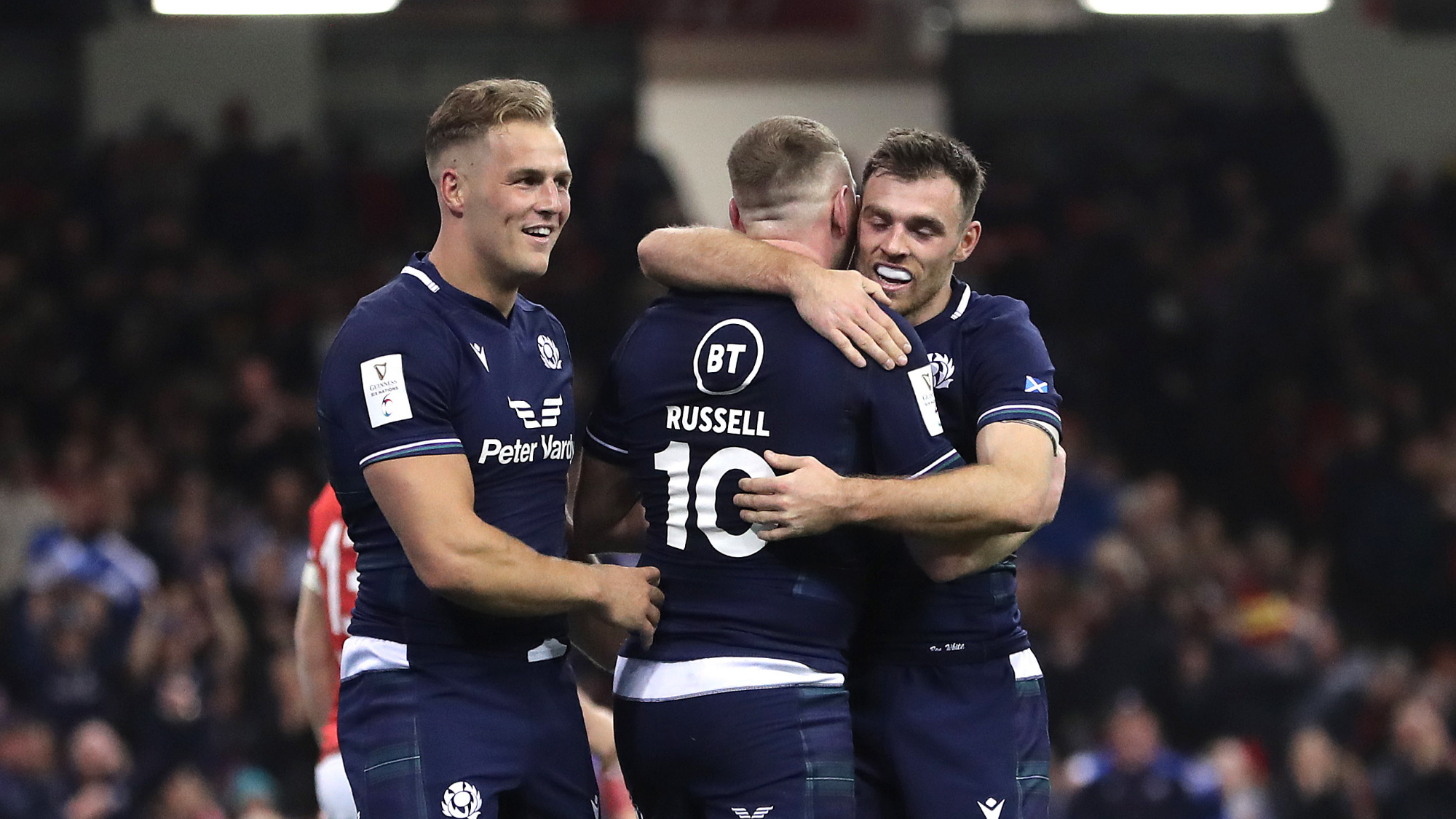Duhan van der Merwe celebrates his try against Wales