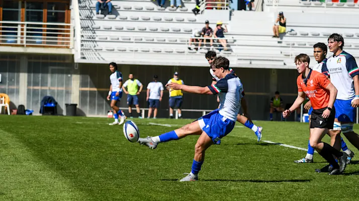 Italy kick image