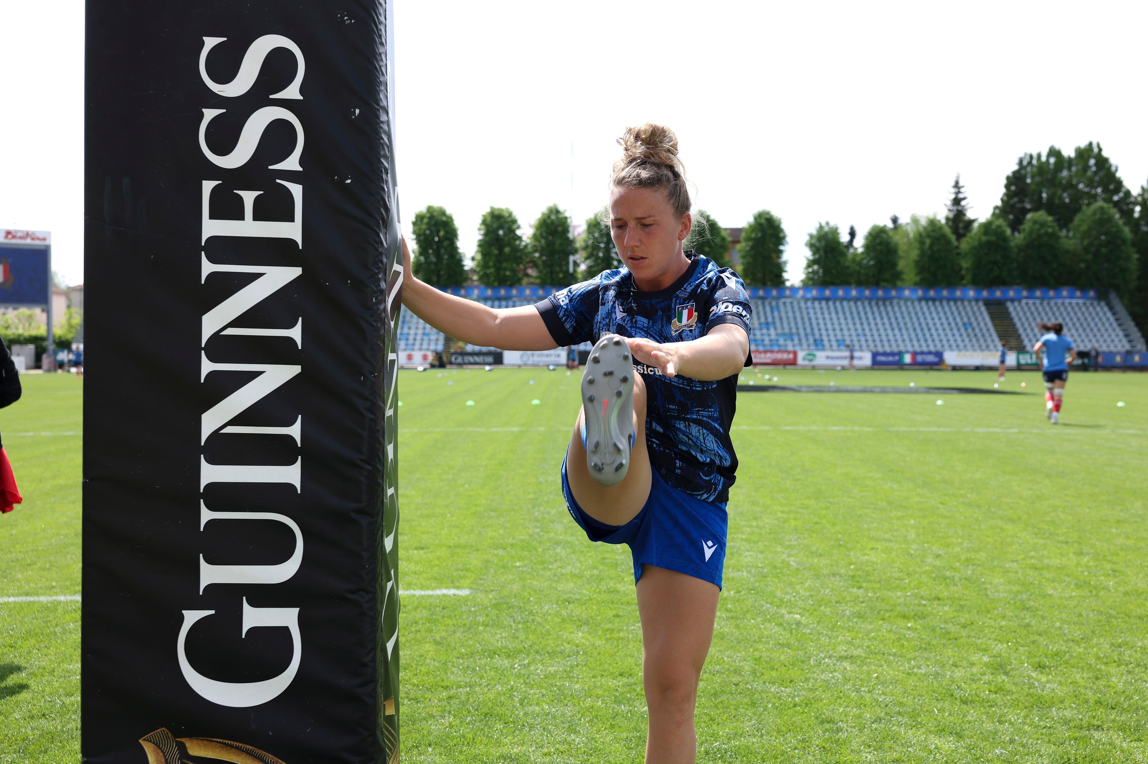 Veronica Madia warms up ahead of the 2025 Guinness Women's Six Nations Championship Round 4 game between Italy and France in Stadio Sergio Lanfranchi, Parma, Italy
