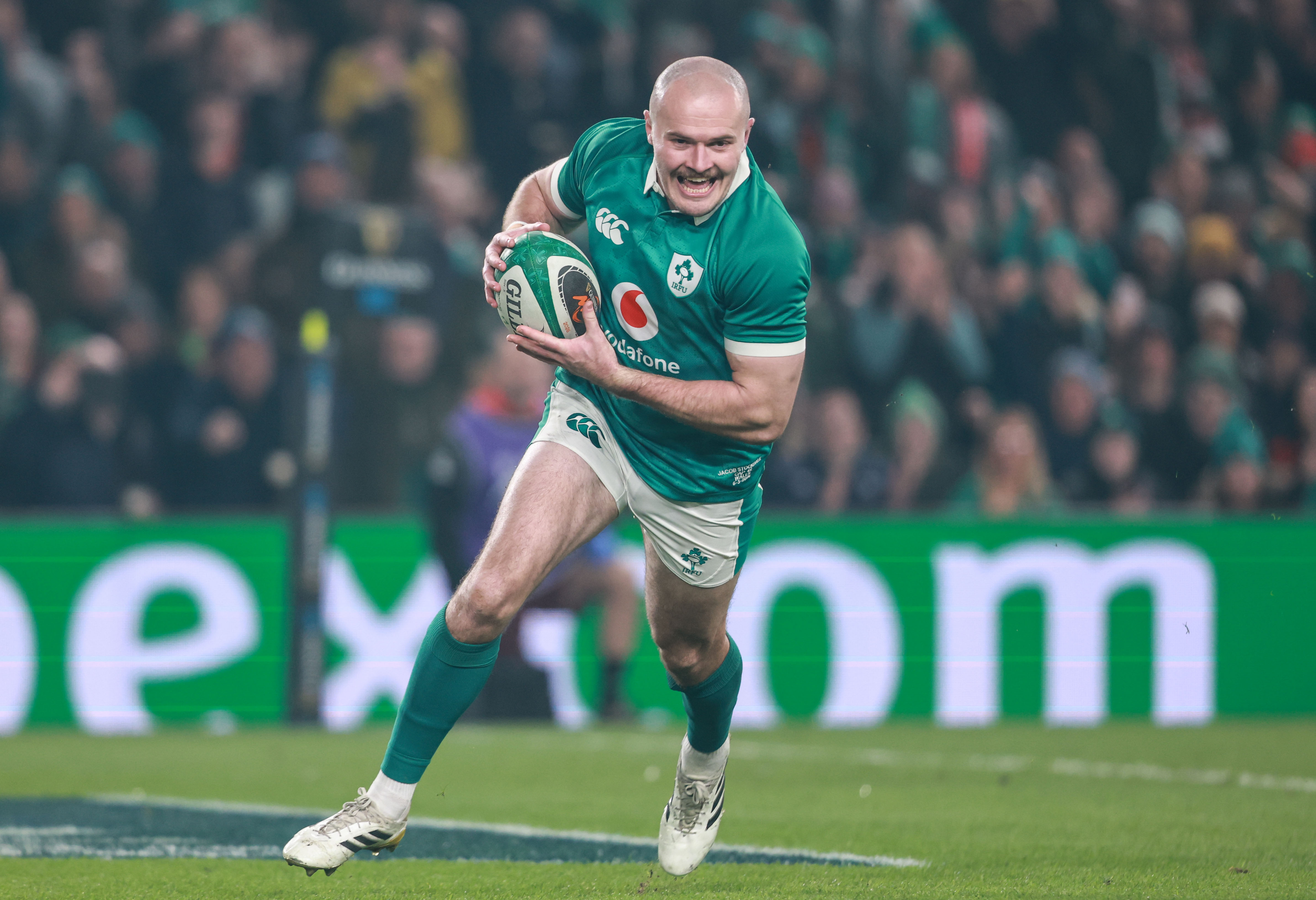 Jacob Stockdale runs in for his try against Wales in the 2026 Championship match in Dublin.