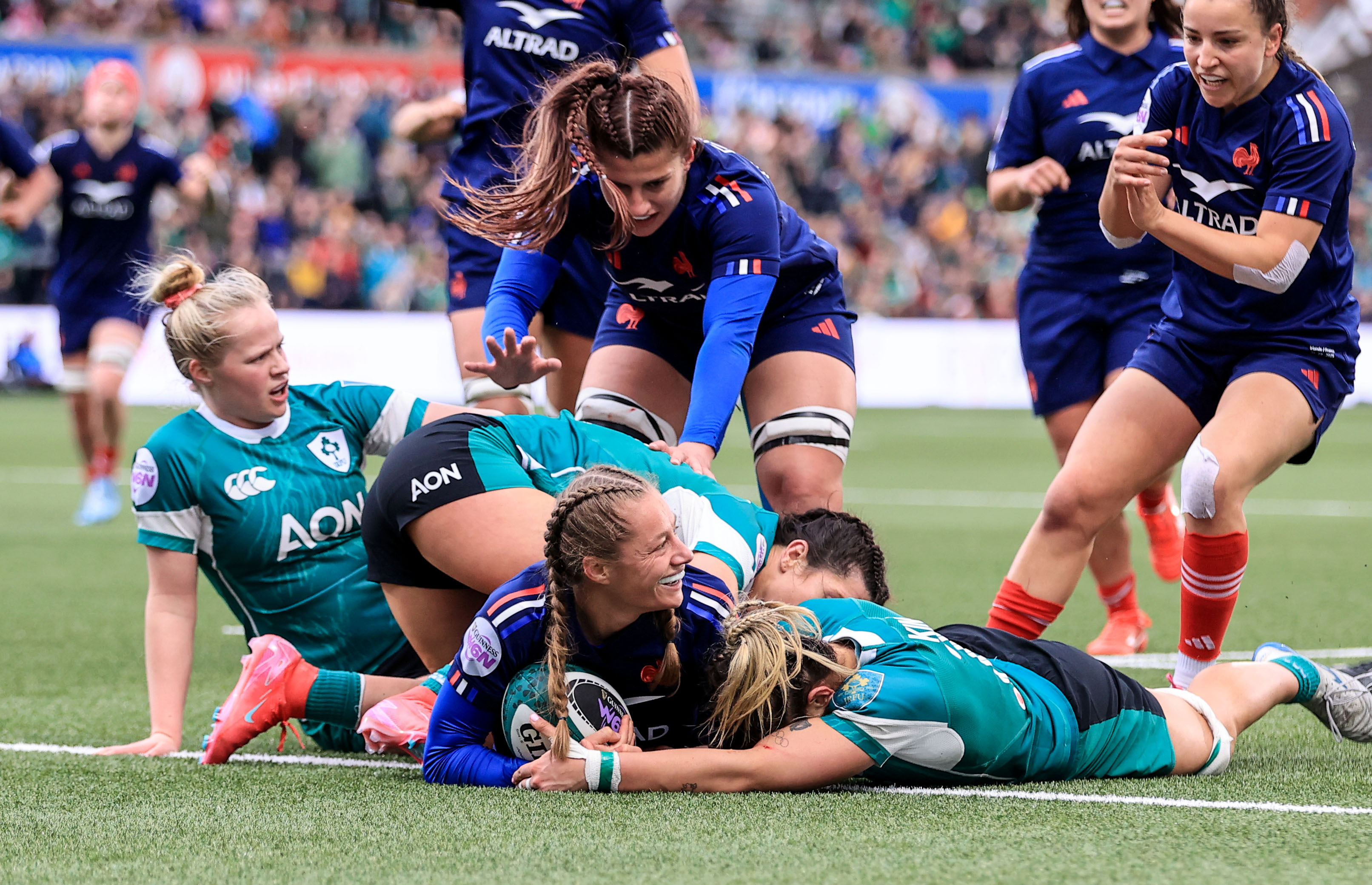France's Emilie Boulard celebrate after scoring a try during the 2025 Guinness Women's Six Nations Championship Round 1 game between Ireland and France in the Kingspan Stadium, Belfast, Northern Ireland, Saturday, March 22, 2025 (Photo by Dan Sheridan / Inpho)