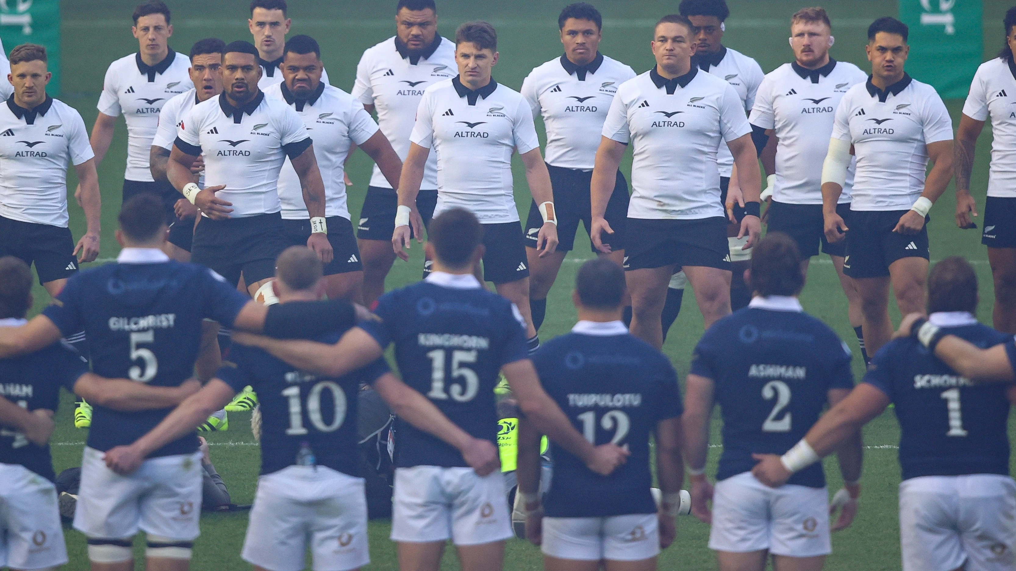 The New Zealand team perform the Haka ahead of the 2025 Quilter Nations Series game between Scotland and New Zealand in Scottish Gas Murrayfield, Edinburgh