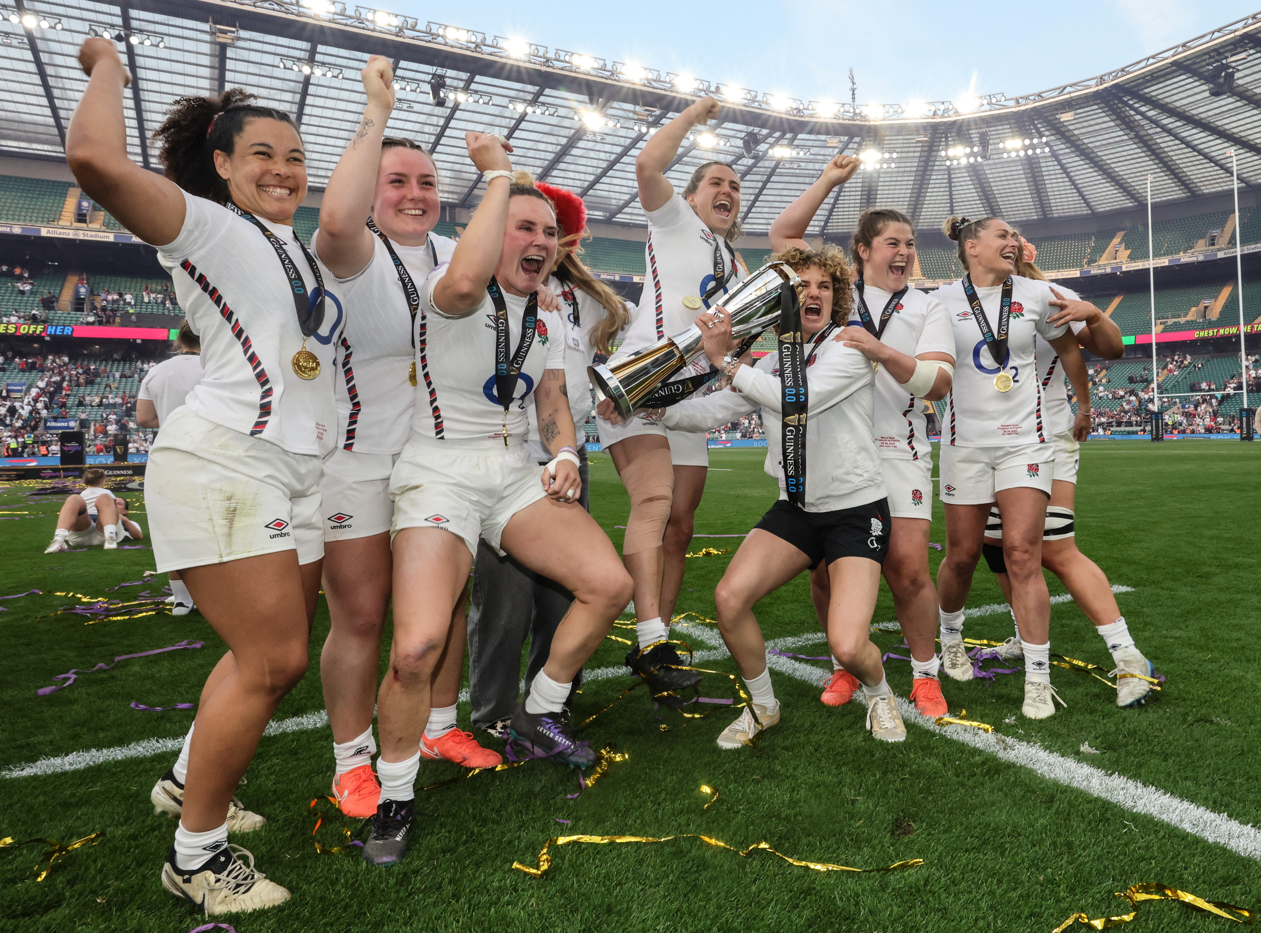 England players celebrate during the 2025 Guinness Women's Six Nations Championship Round 5 game between England and France in Allianz Twickenham Stadium, London
