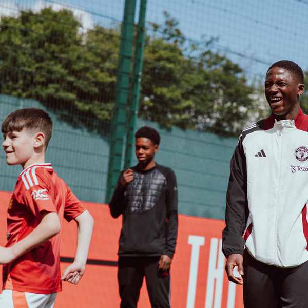 Foundation participants meet Man Utd mens team players in exciting Carrington greeting