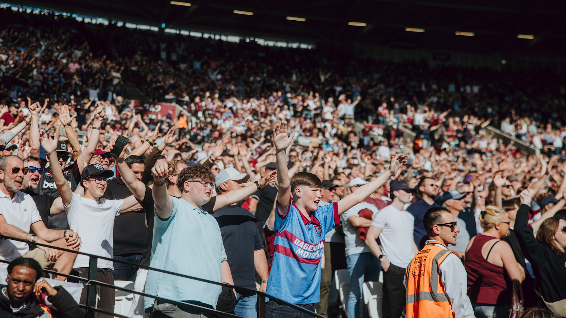 Fans London Stadium