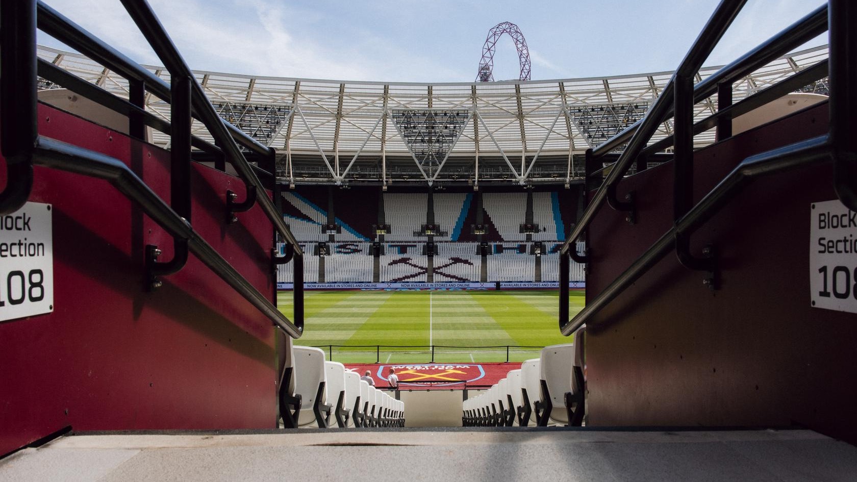 London Stadium GV Portsmouth