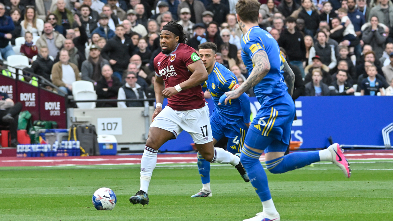 Adama Traoré in action against Leeds United in April 2026