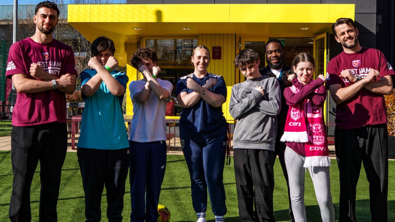 Moore Family Foundation v Arsenal (h) 1