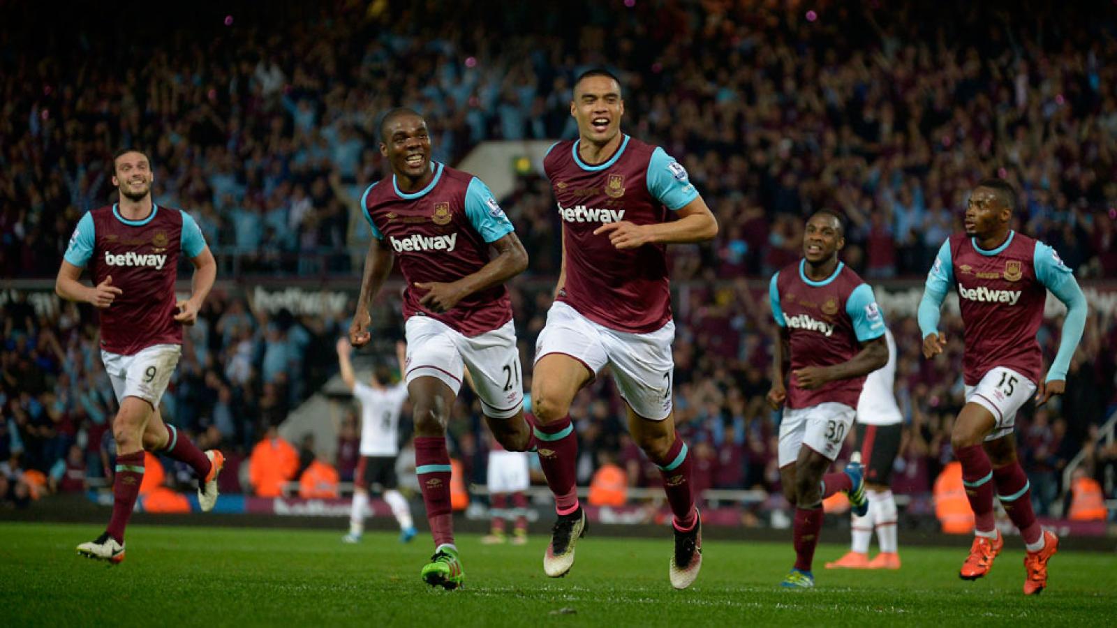 2016 - West Ham United 3-2 Manchester United