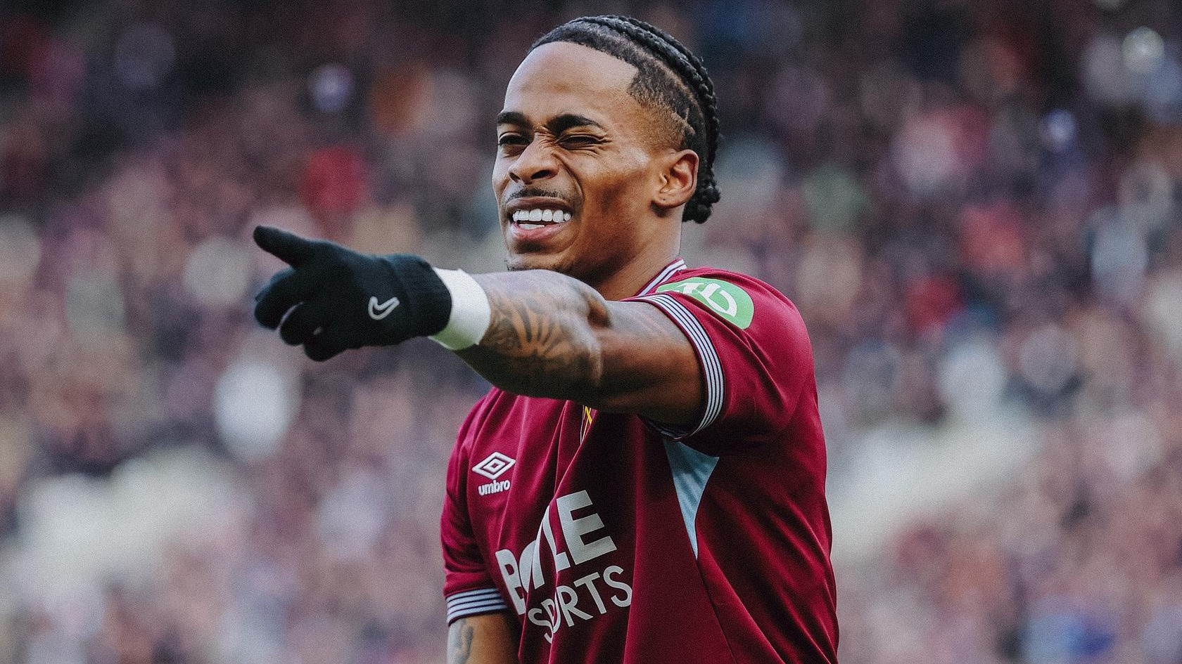 Crysencio Summerville celebrates