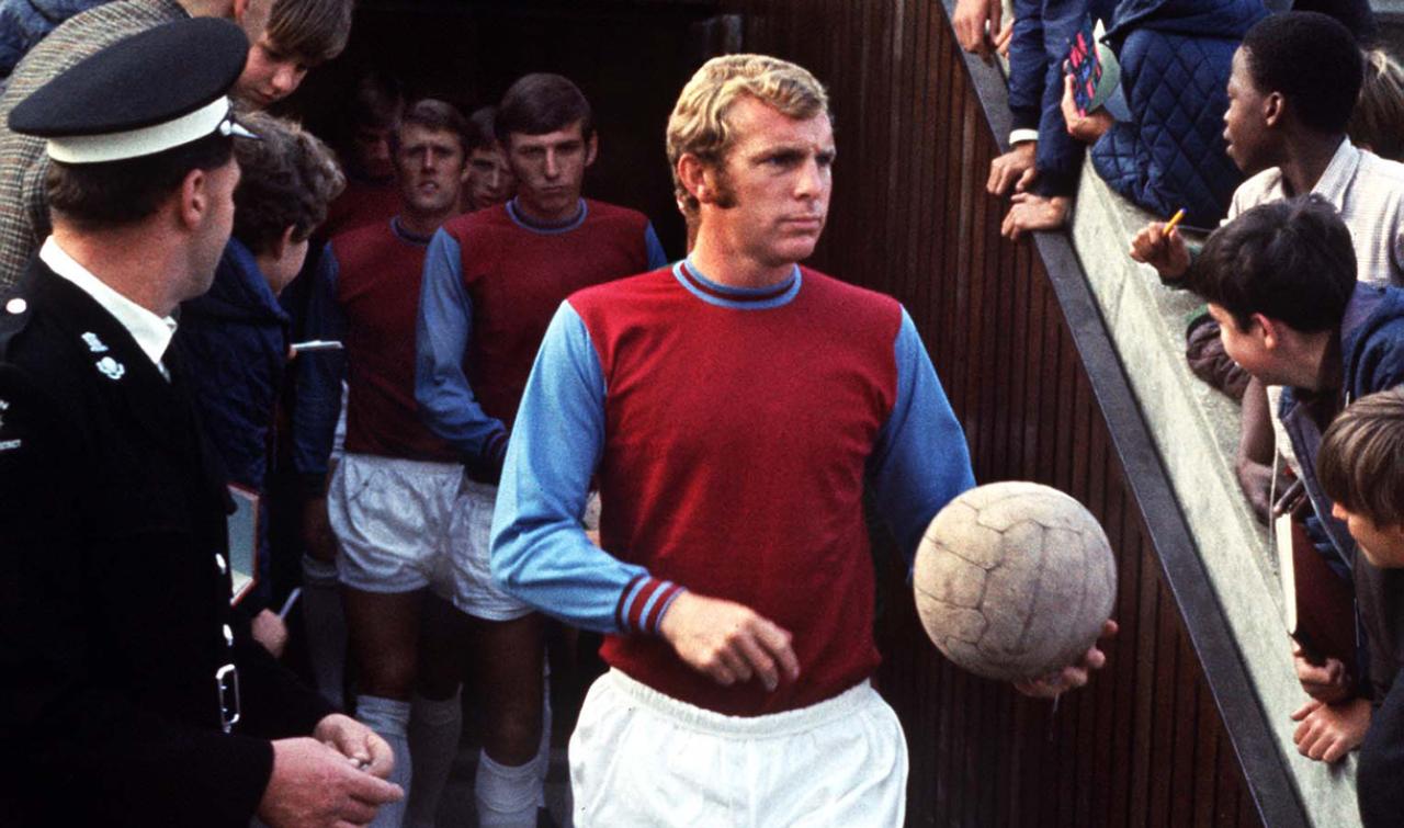 bobby moore club dress code Rooms