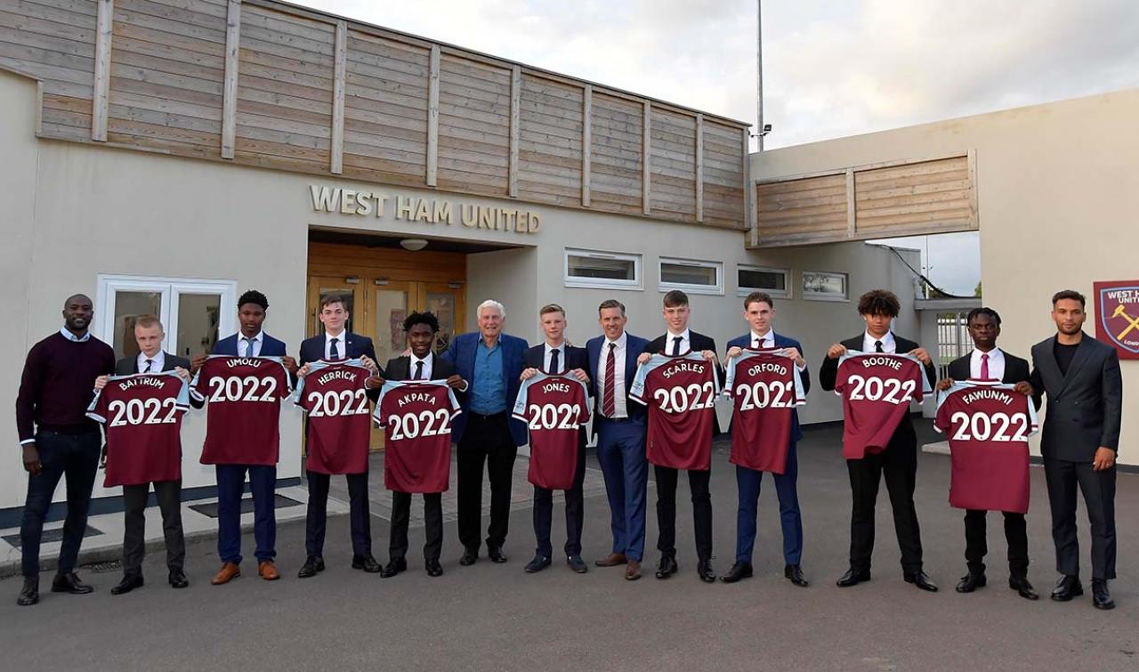 Nine Academy youngsters sign scholarships Image