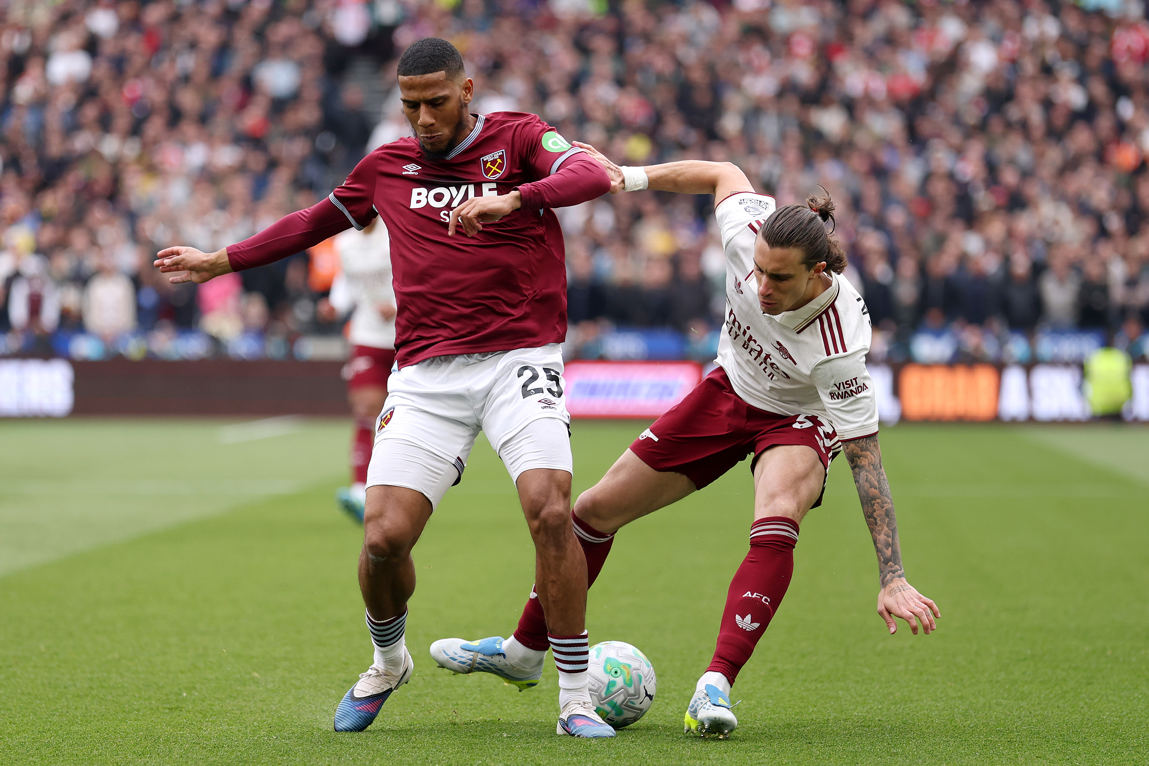 Matchday Gallery | Irons have late goal ruled out in narrow Arsenal loss - West  Ham United FC
