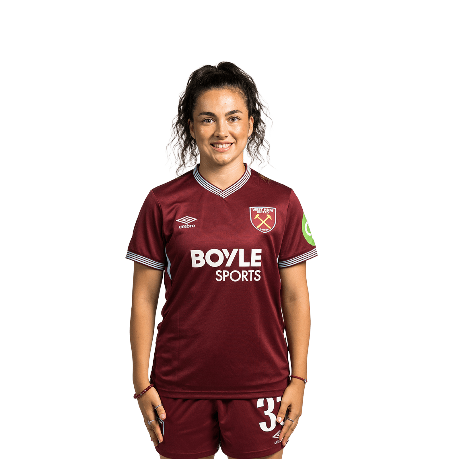 Halle Houssein profile