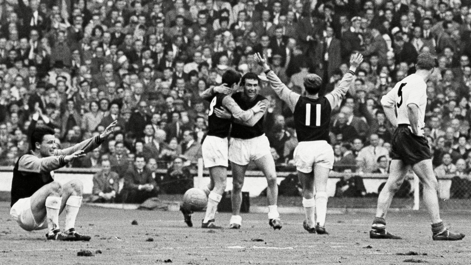 1964 - West Ham United 3-2 Preston North End