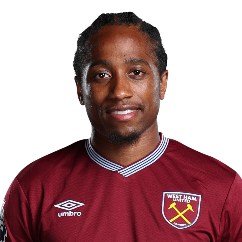 Kyle Walker-Peters Headshot